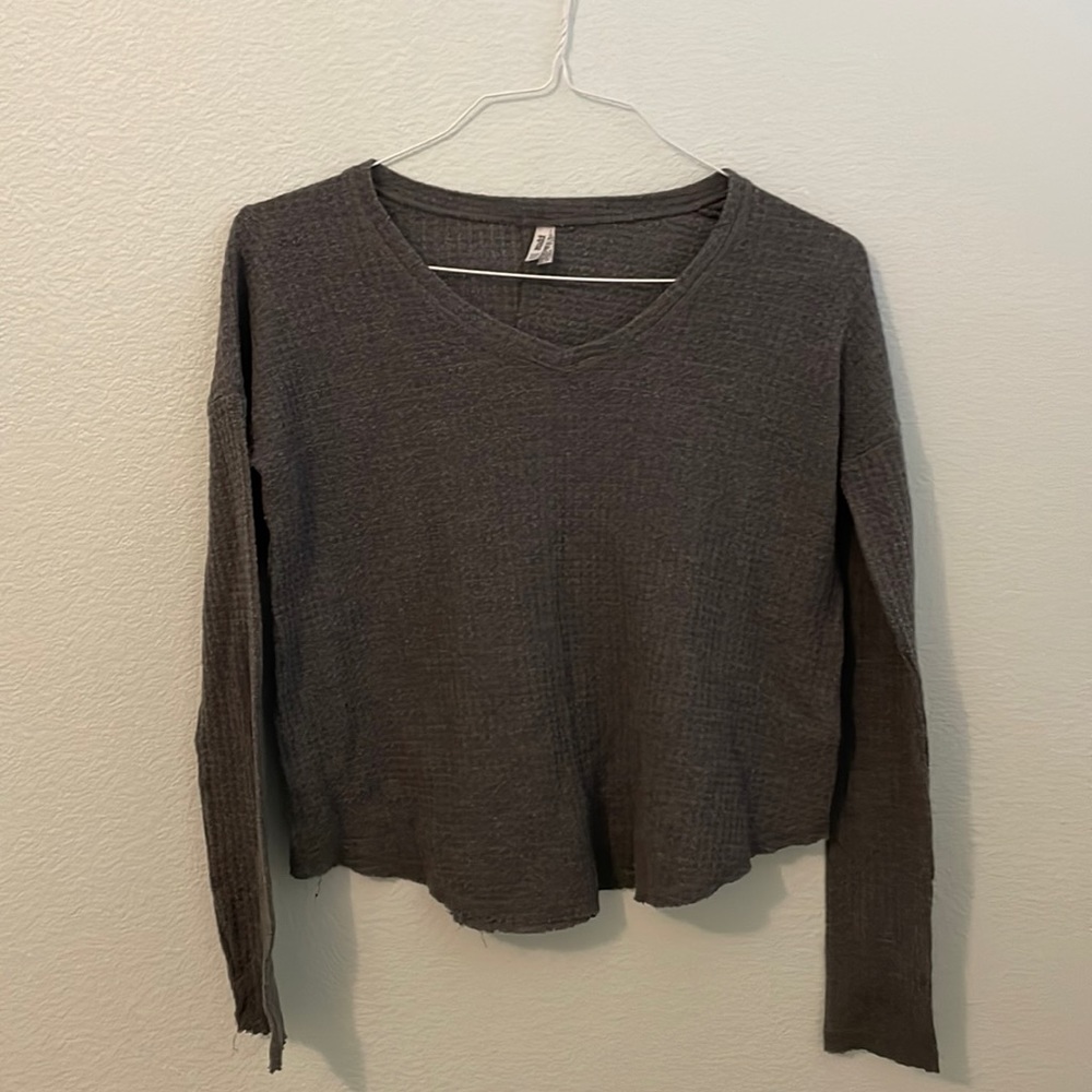 kohls loose off the shoulder blouse!